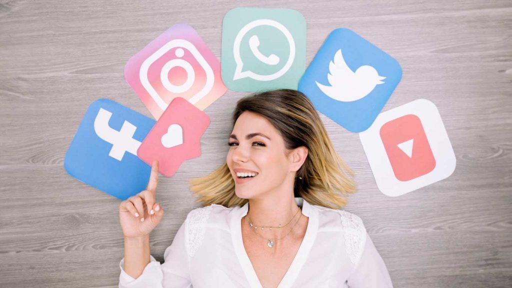 Tendencias en Redes Sociales en 2024: Navegando el Mar de Cambios Digitales